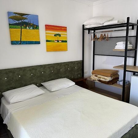 Fjora Rooms Sarandë Buitenkant foto
